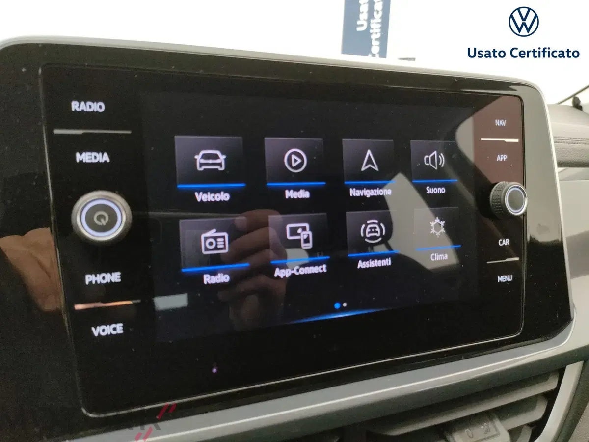 Volkswagen T-Roc usata a Varese (16)