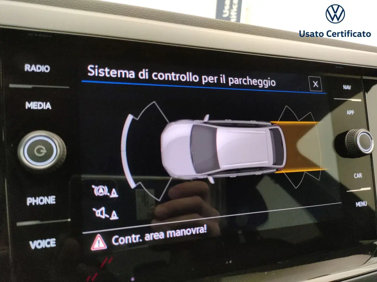 Volkswagen Taigo usata a Varese (16)