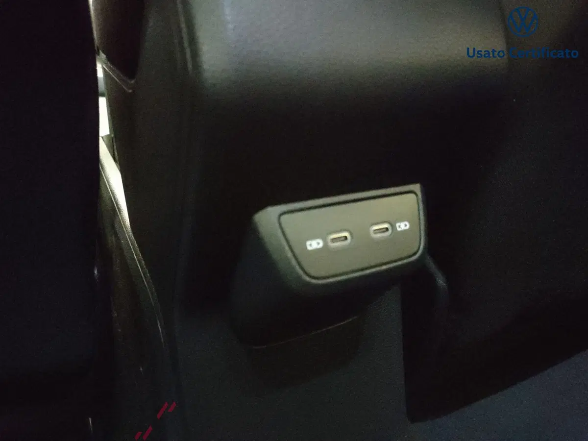 Volkswagen Taigo usata a Varese (17)