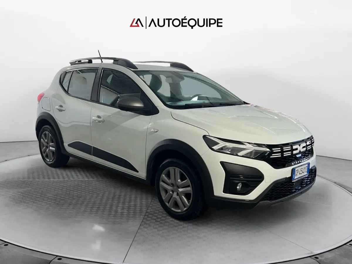 Dacia Sandero usata a Roma (7)