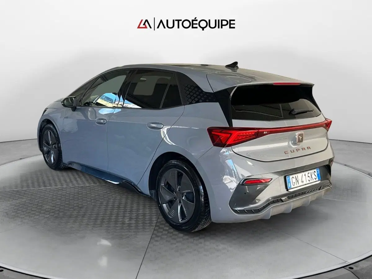 Cupra Born usata a Roma (3)