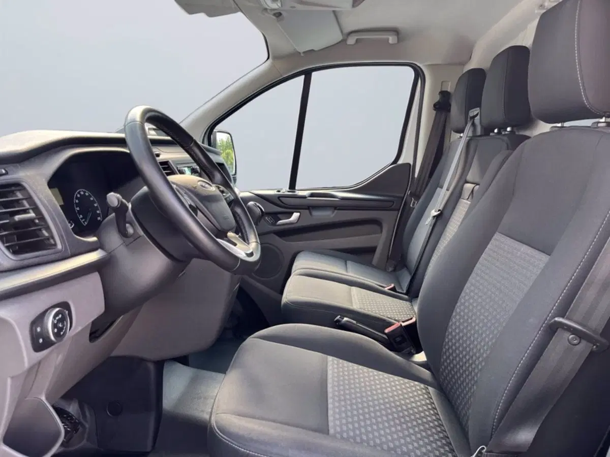 Ford Transit Custom Furgone usata a Milano (10)