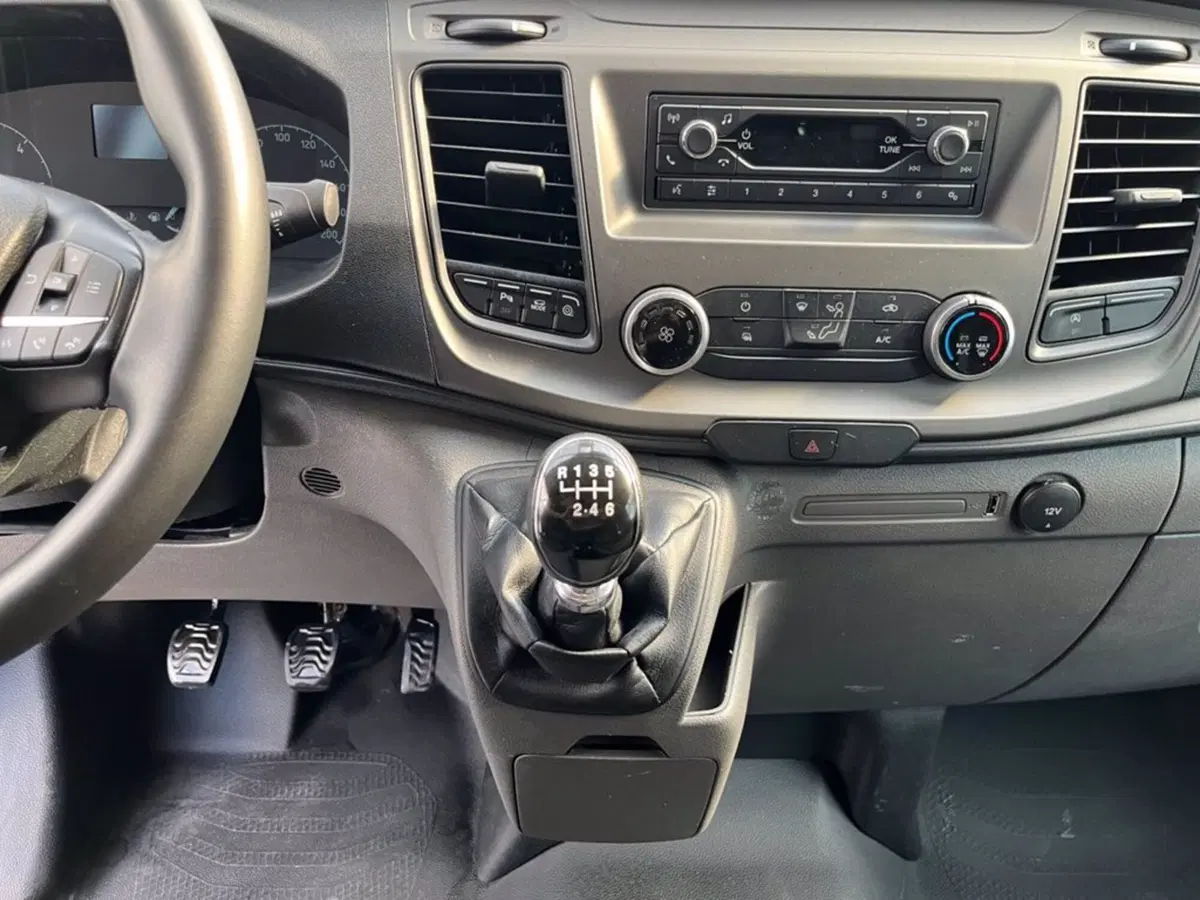 Ford Transit Custom Furgone usata a Milano (16)