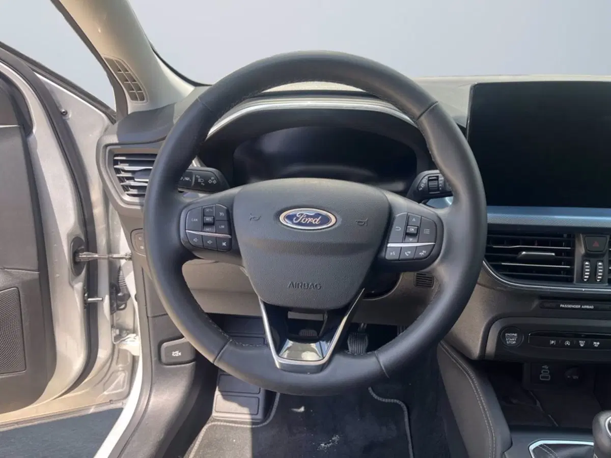 Ford Focus usata a Milano (14)