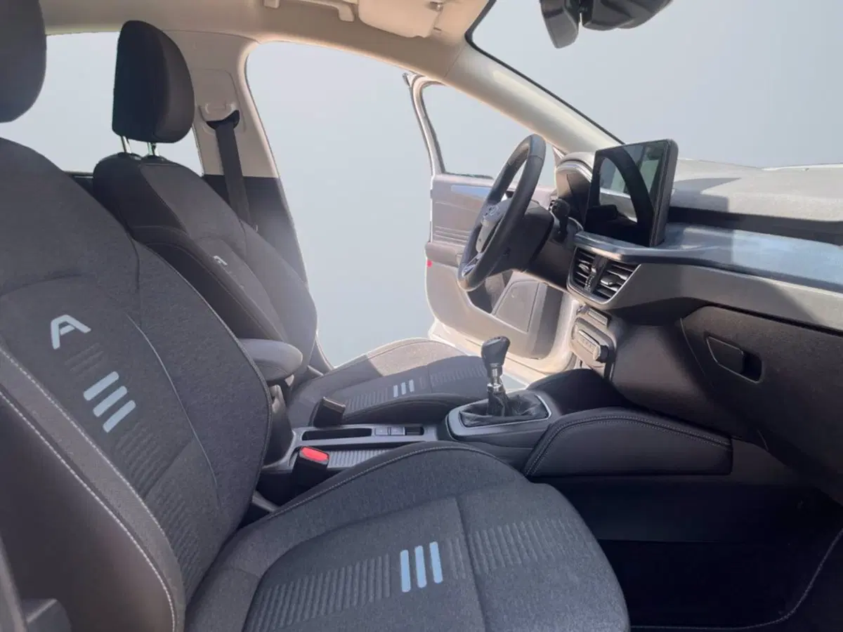 Ford Focus usata a Milano (16)