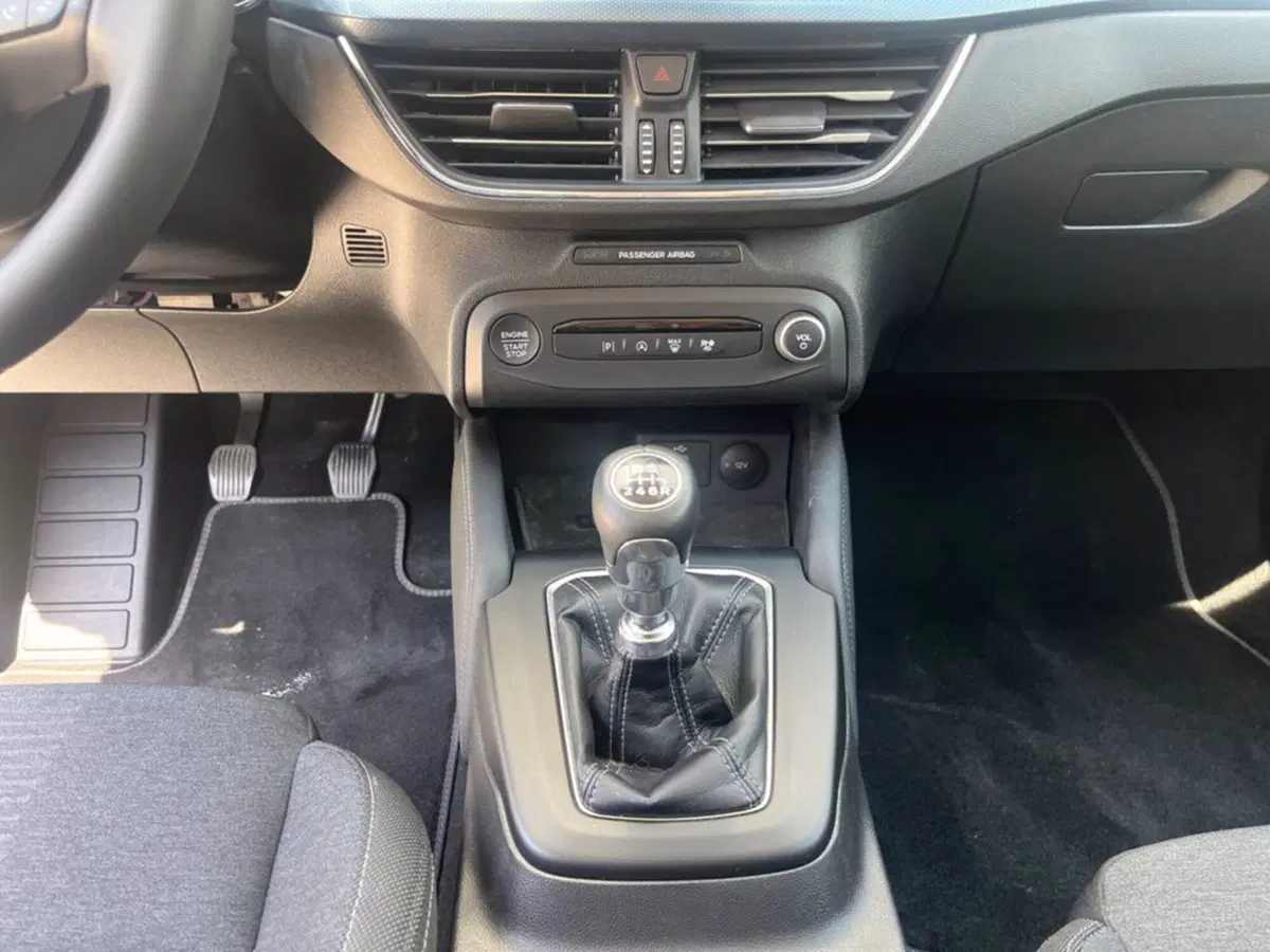 Ford Focus usata a Milano (17)