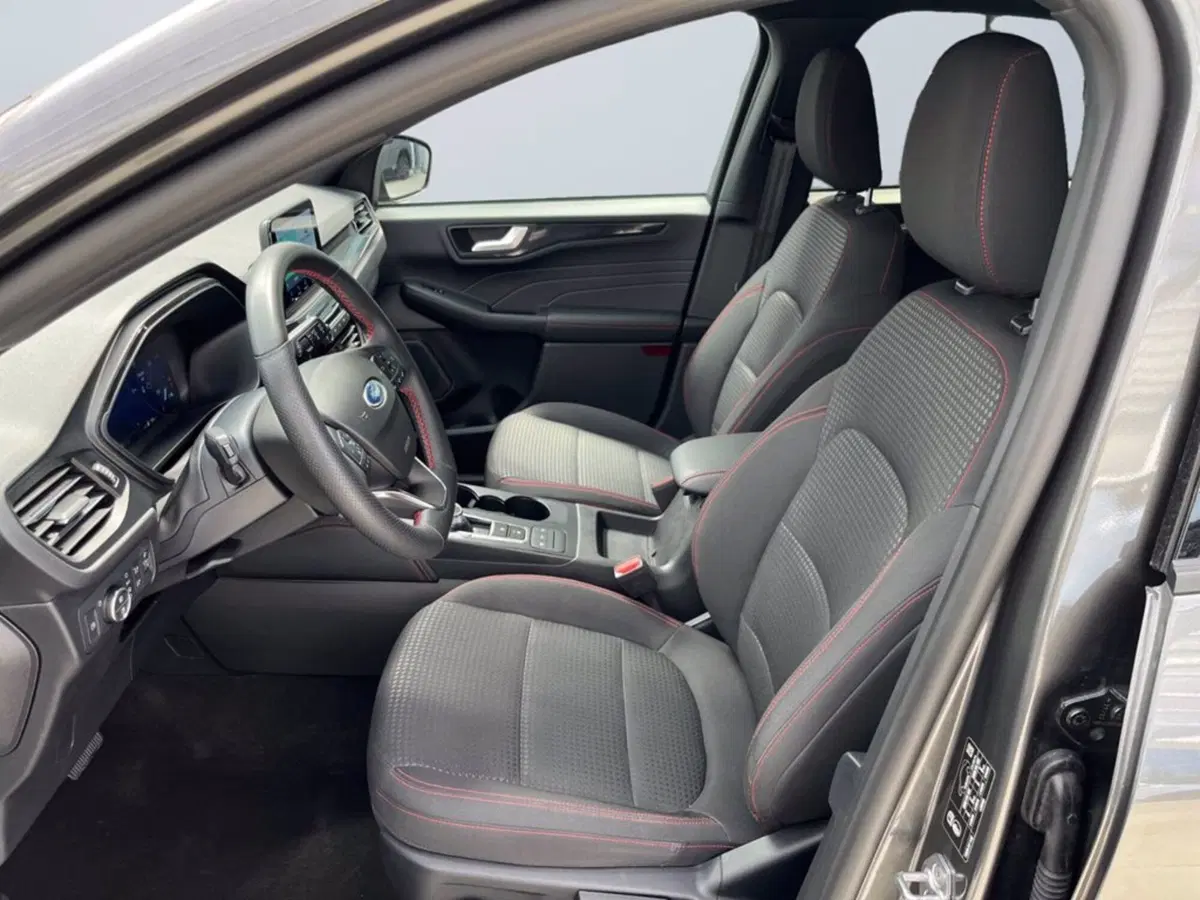 Ford Kuga usata a Milano (10)