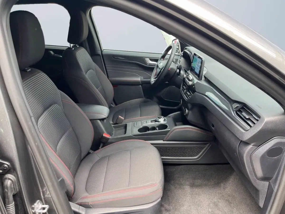 Ford Kuga usata a Milano (15)