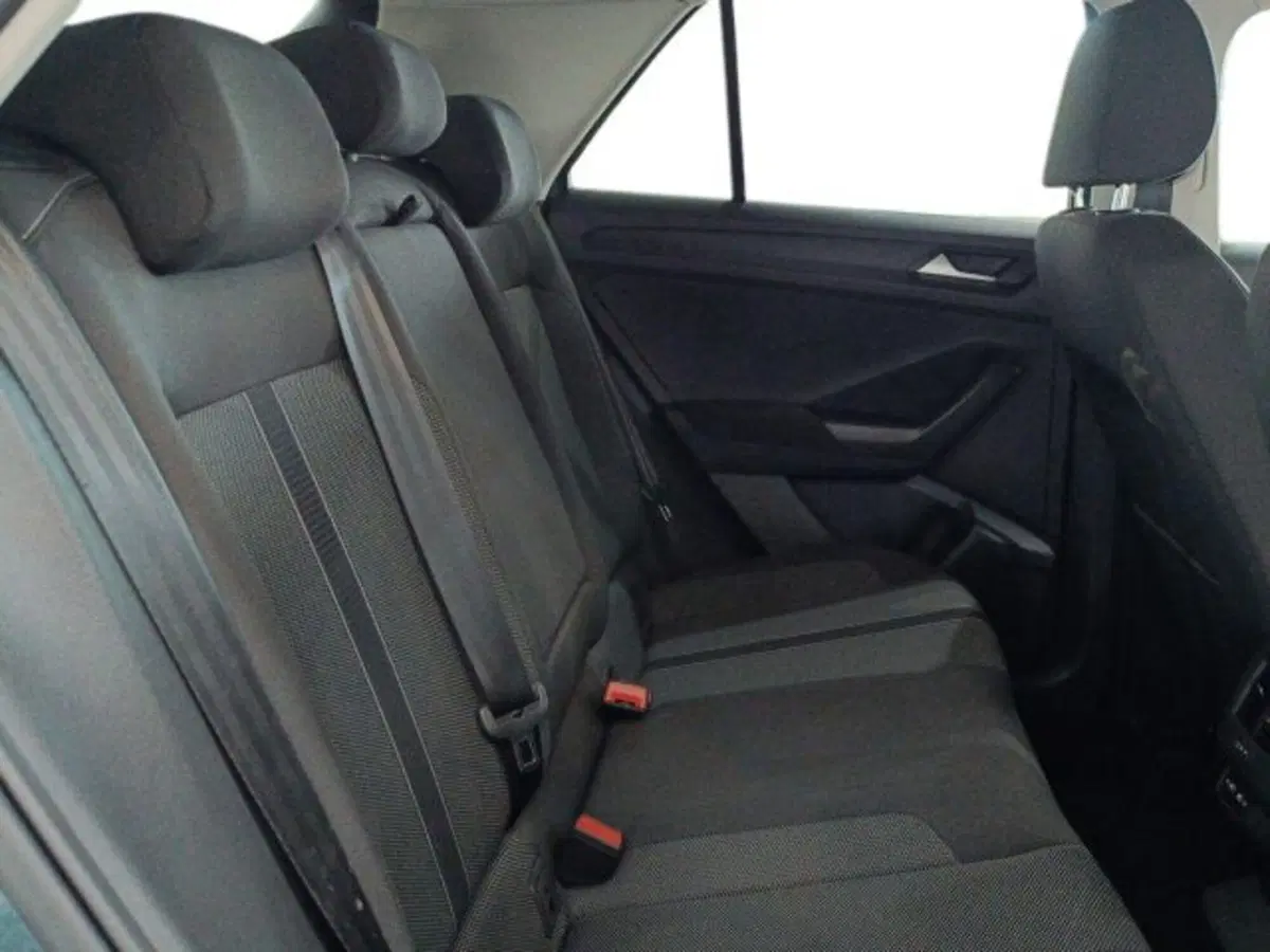 Volkswagen T-Roc usata a Catania (11)
