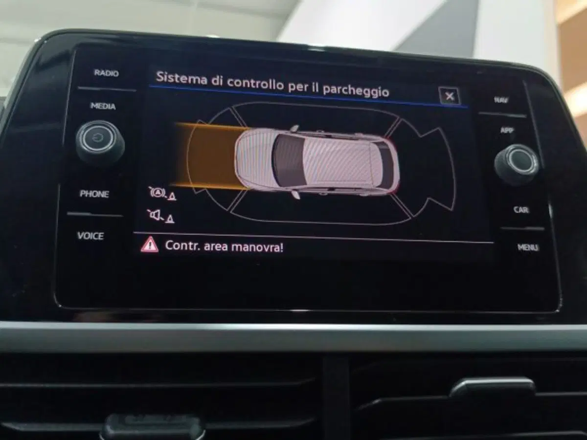 Volkswagen T-Roc usata a Catania (16)