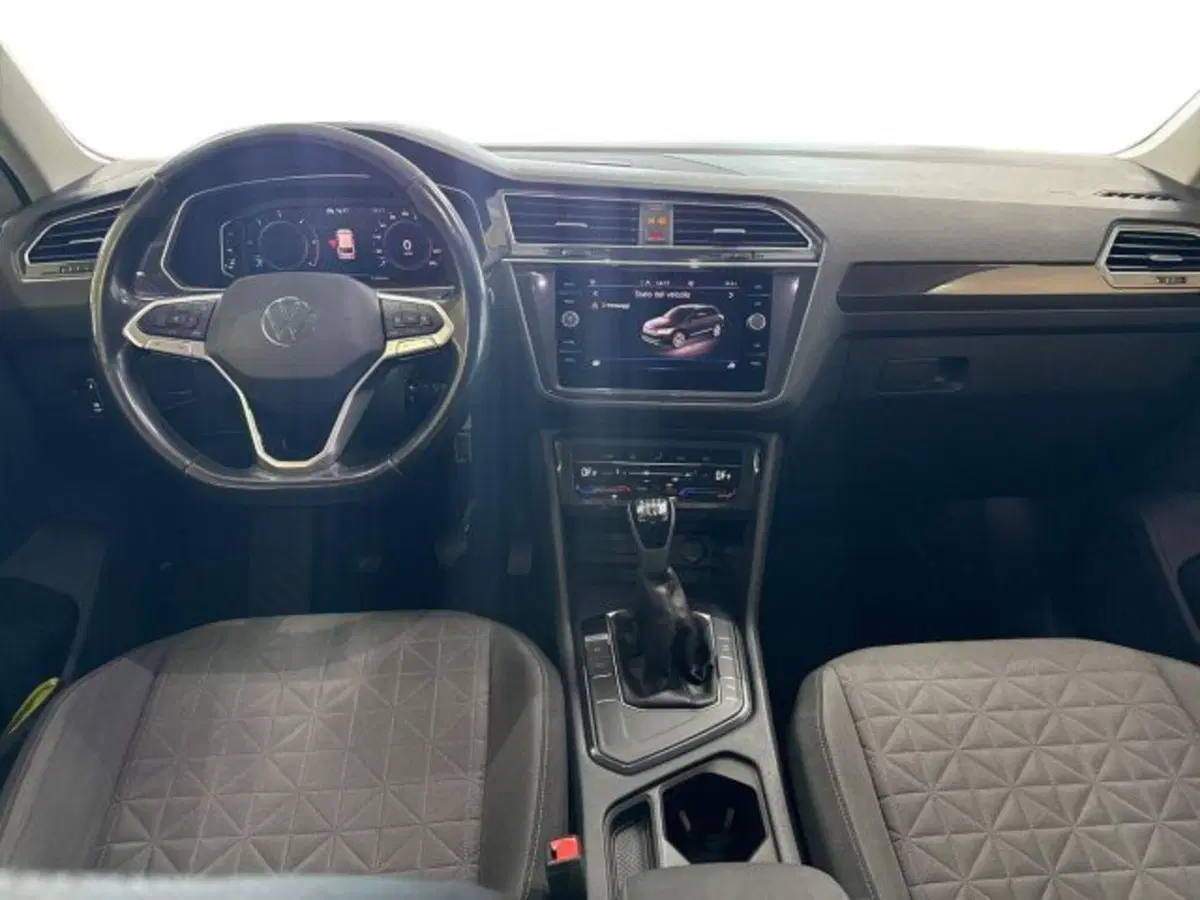 Volkswagen Tiguan usata a Catania (7)