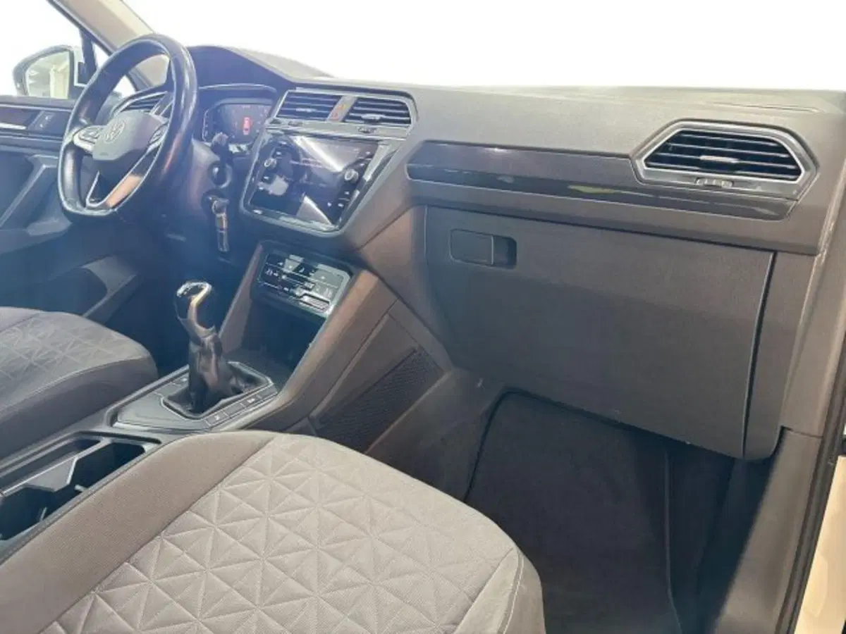 Volkswagen Tiguan usata a Catania (9)