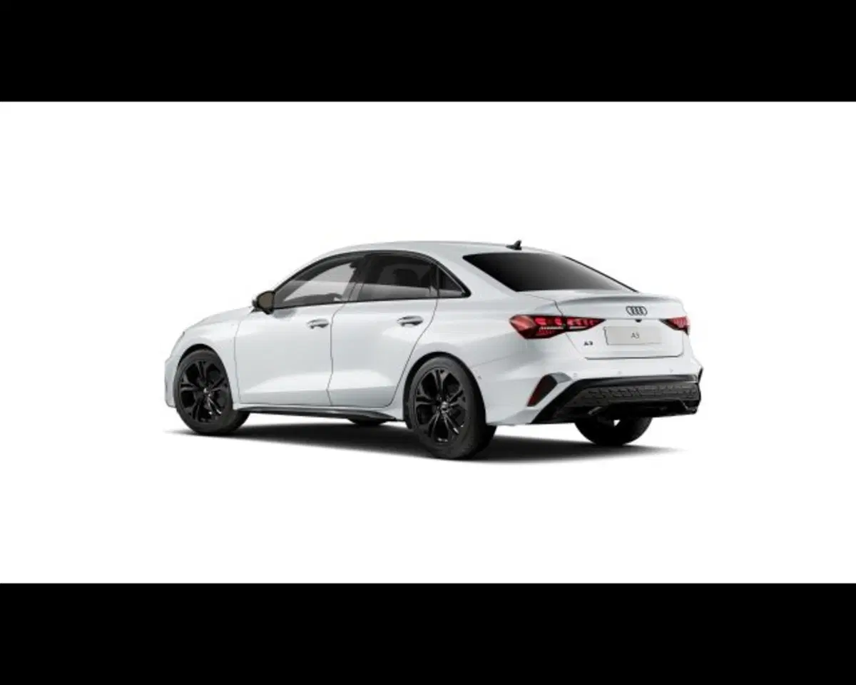 Audi A3 Sedan nuova a Treviso (5)