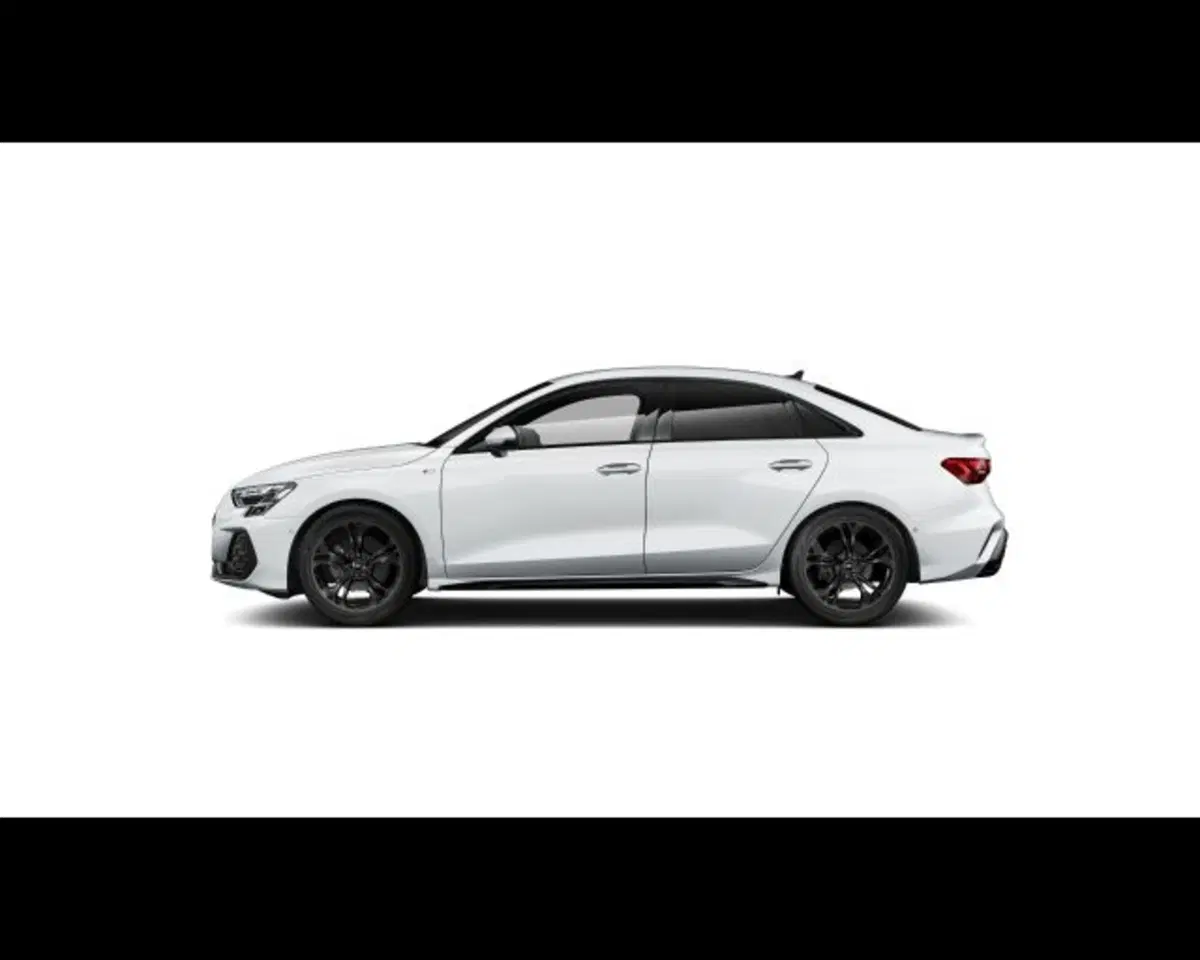 Audi A3 Sedan nuova a Treviso (6)