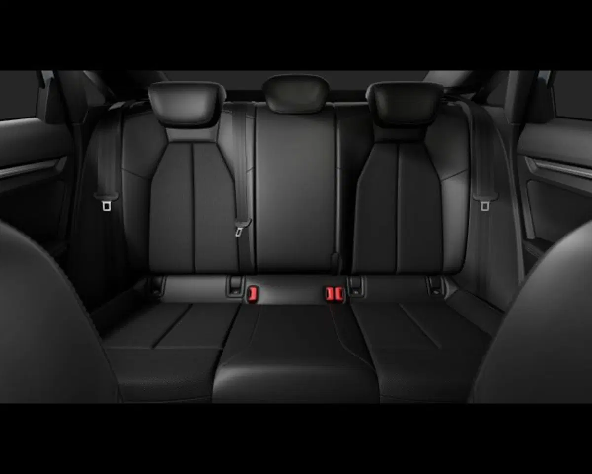 Audi A3 Sedan nuova a Treviso (9)