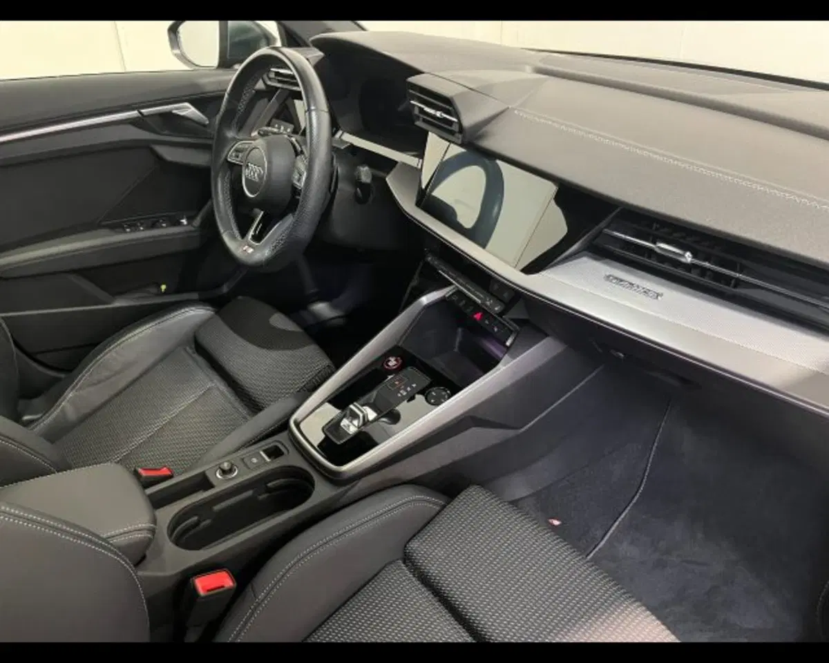 Audi S3 Sportback usata a Treviso (4)