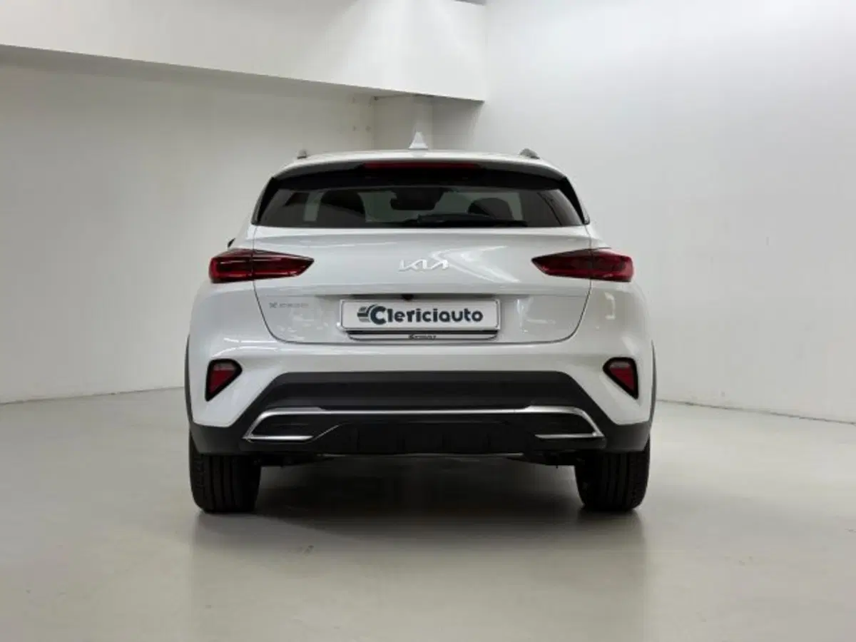 Kia XCeed nuova a Como (4)