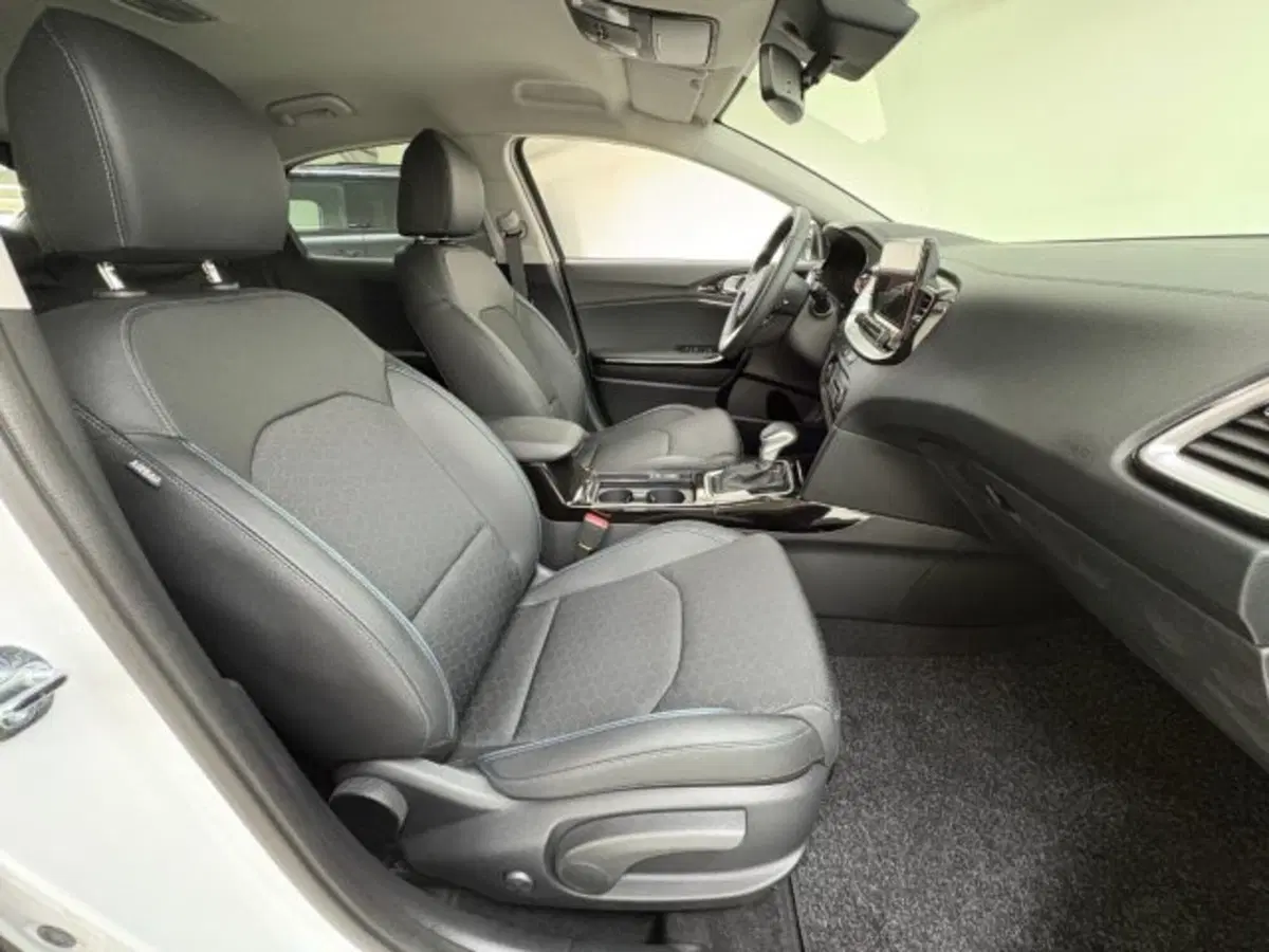 Kia XCeed nuova a Como (7)