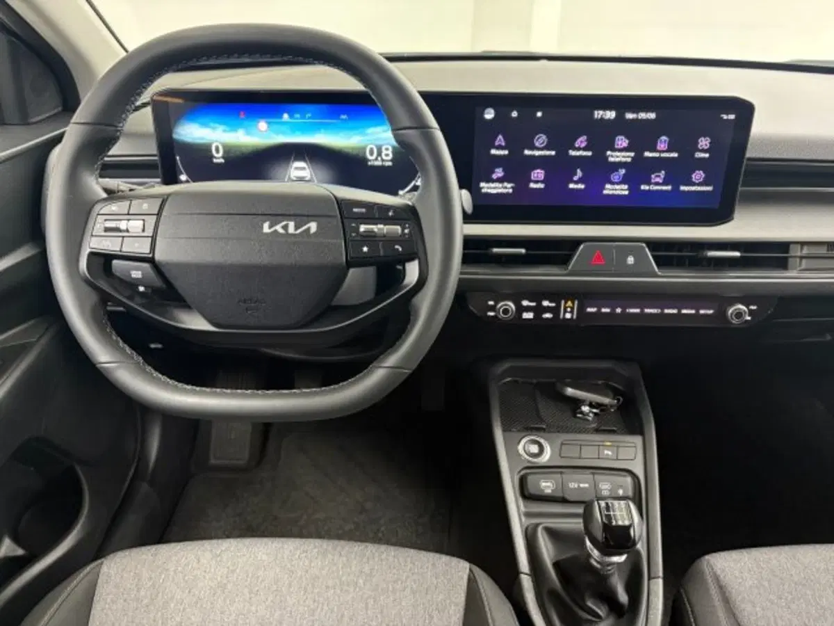 Kia Stonic usata a Como (10)