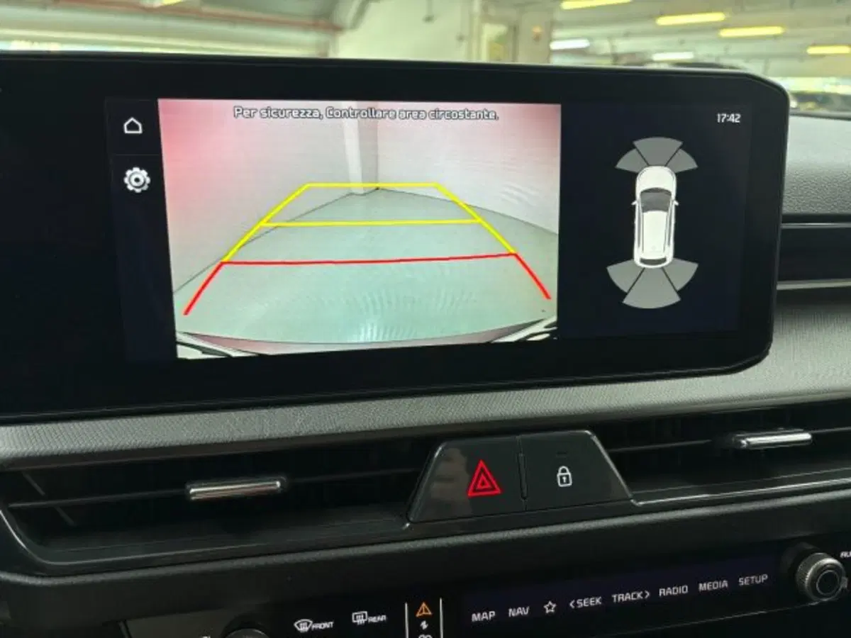 Kia Stonic usata a Como (12)