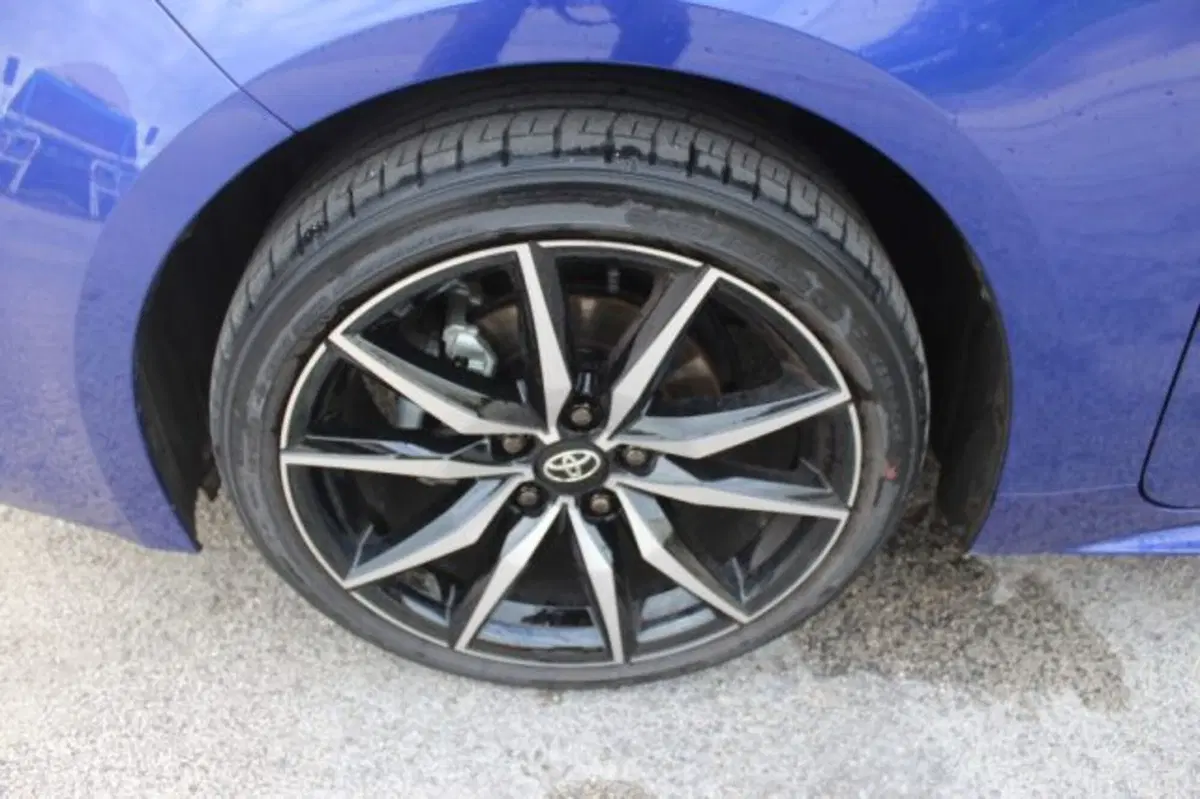 Toyota Corolla Touring Sports usata a Roma (8)