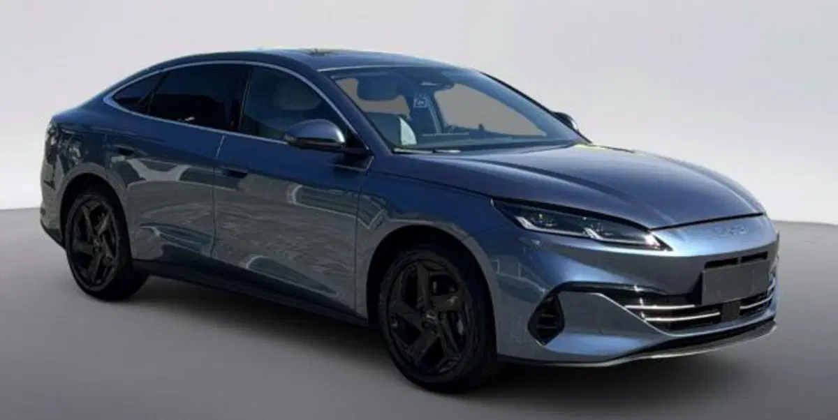 Byd Seal 6 DM-i nuova a Bologna (4)