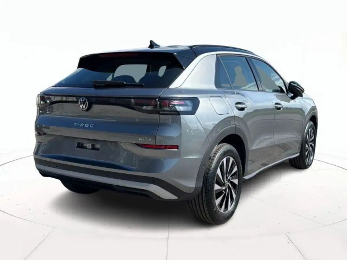 Volkswagen T-Roc nuova a Vicenza (3)