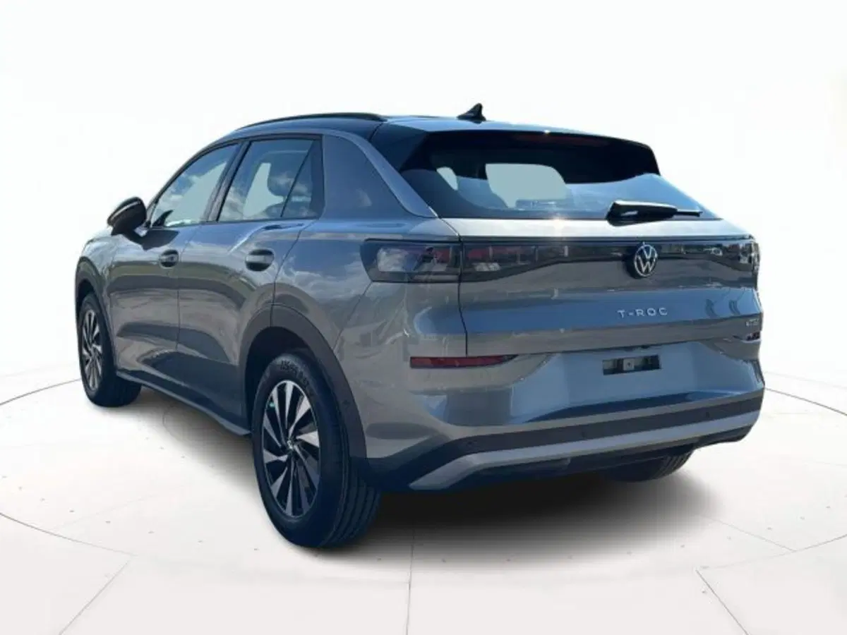 Volkswagen T-Roc nuova a Vicenza (5)