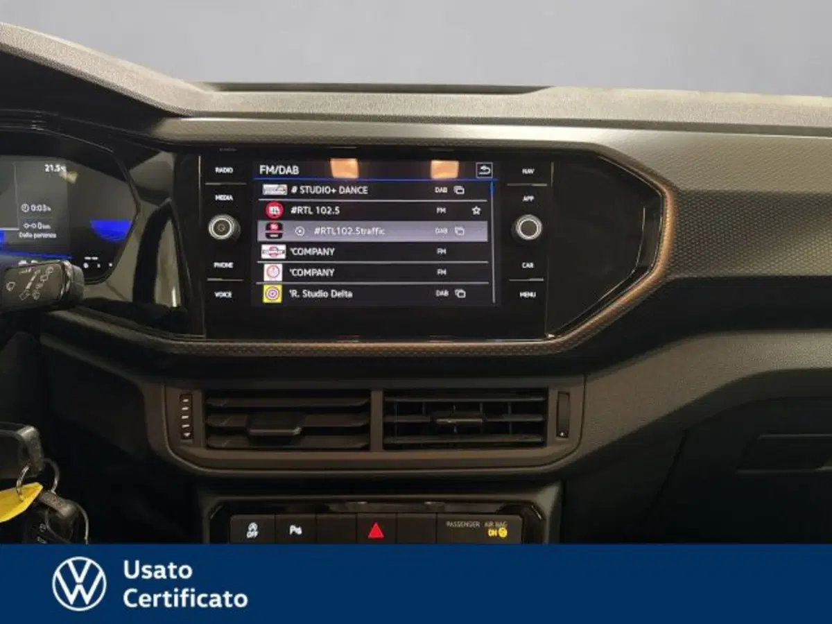 Volkswagen T-Cross usata a Vicenza (10)