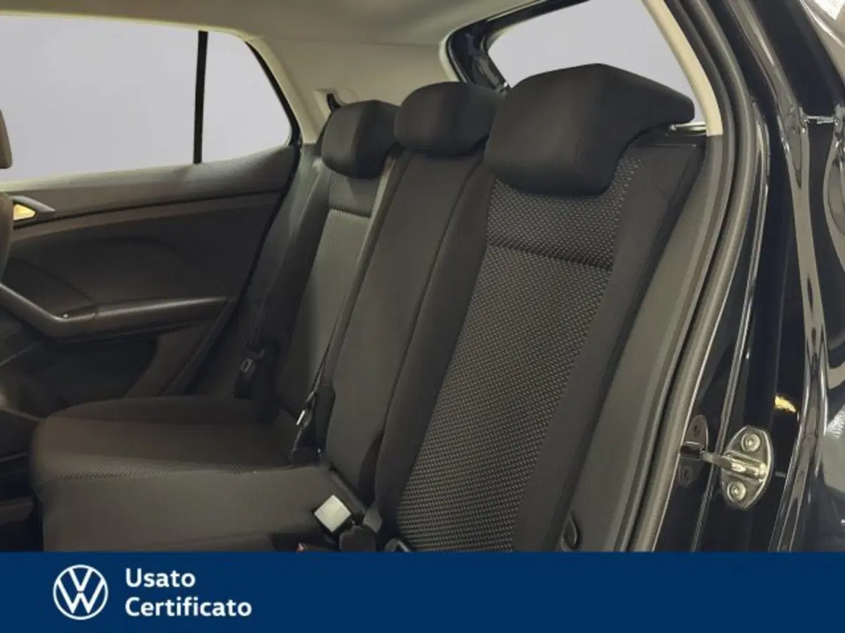 Volkswagen T-Cross usata a Vicenza (12)