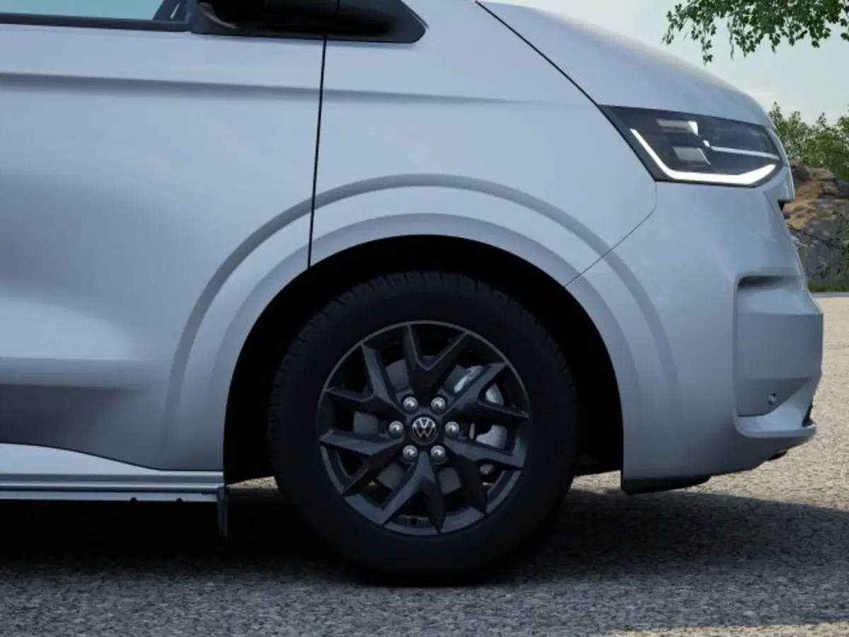Volkswagen Veicoli Commerciali Caravelle nuova a Vicenza (11)