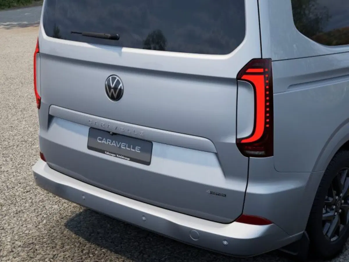 Volkswagen Veicoli Commerciali Caravelle nuova a Vicenza (13)