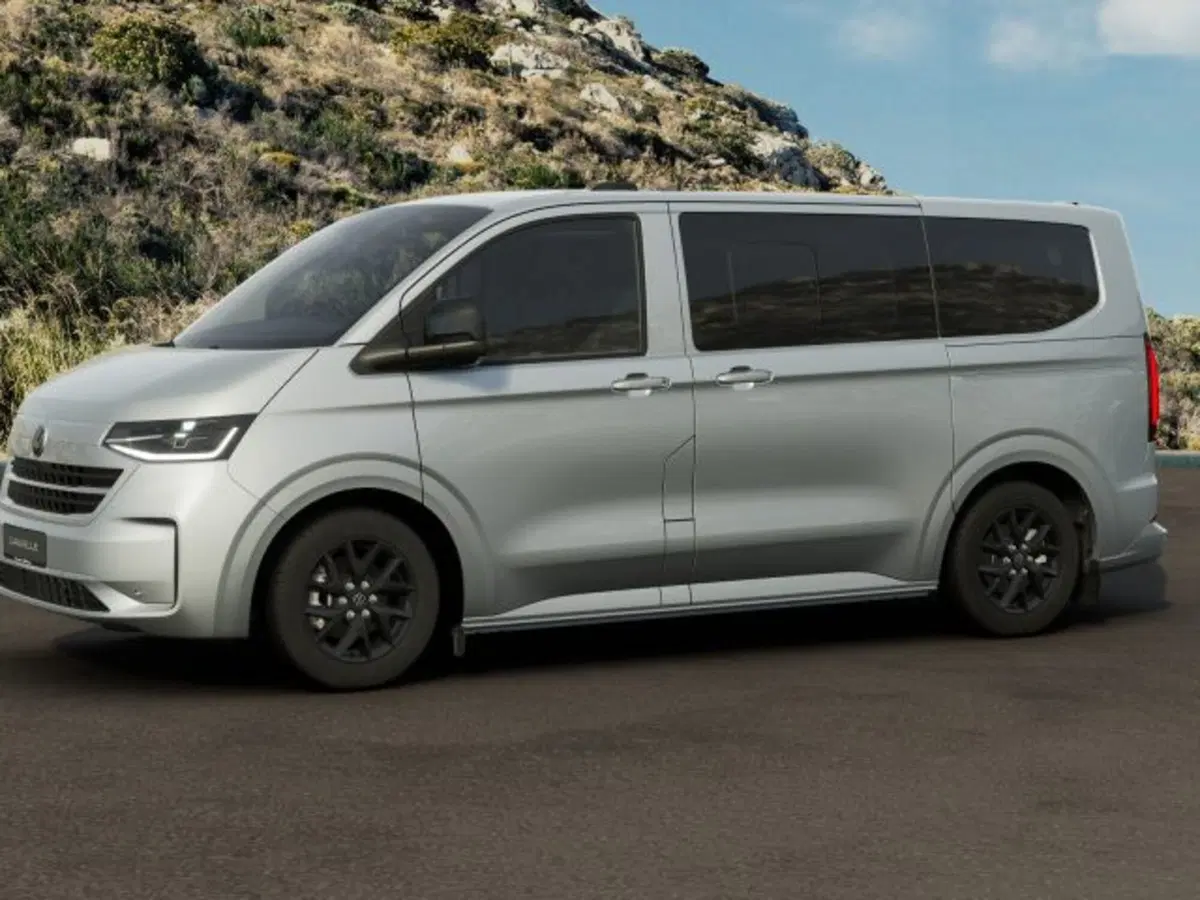 Volkswagen Veicoli Commerciali Caravelle nuova a Vicenza (2)