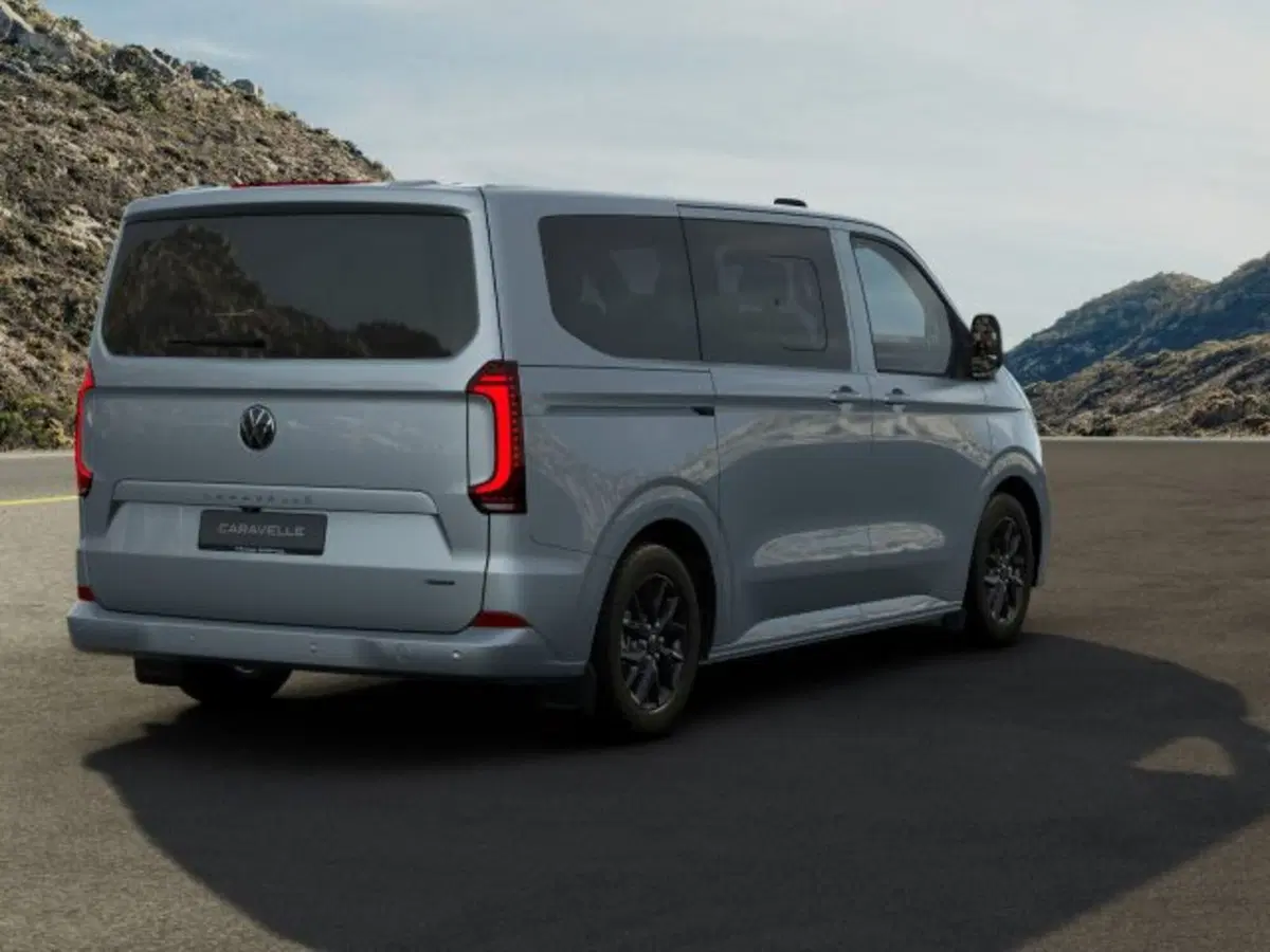Volkswagen Veicoli Commerciali Caravelle nuova a Vicenza (5)