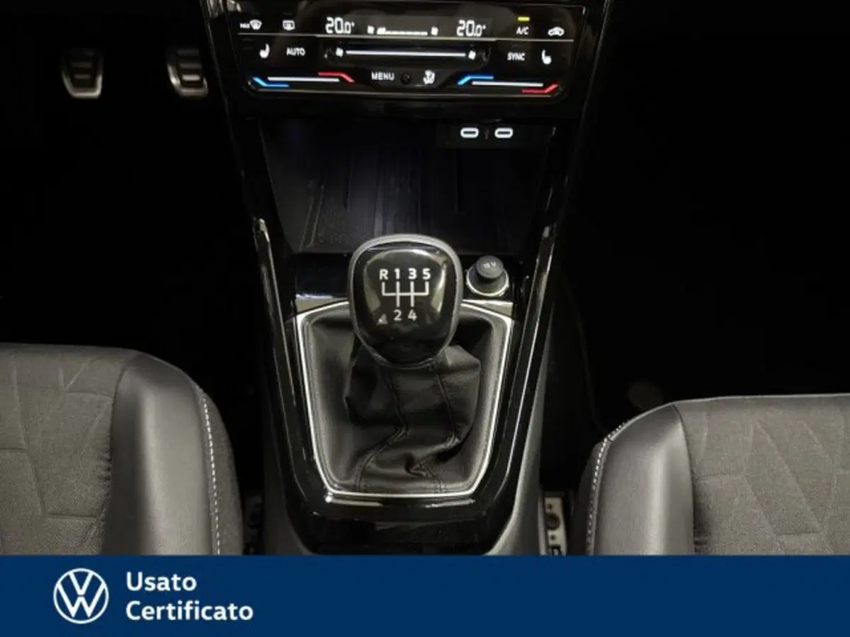Volkswagen T-Cross usata a Vicenza (11)