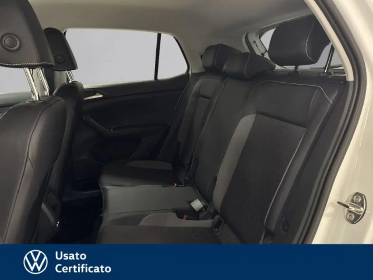 Volkswagen T-Cross usata a Vicenza (12)