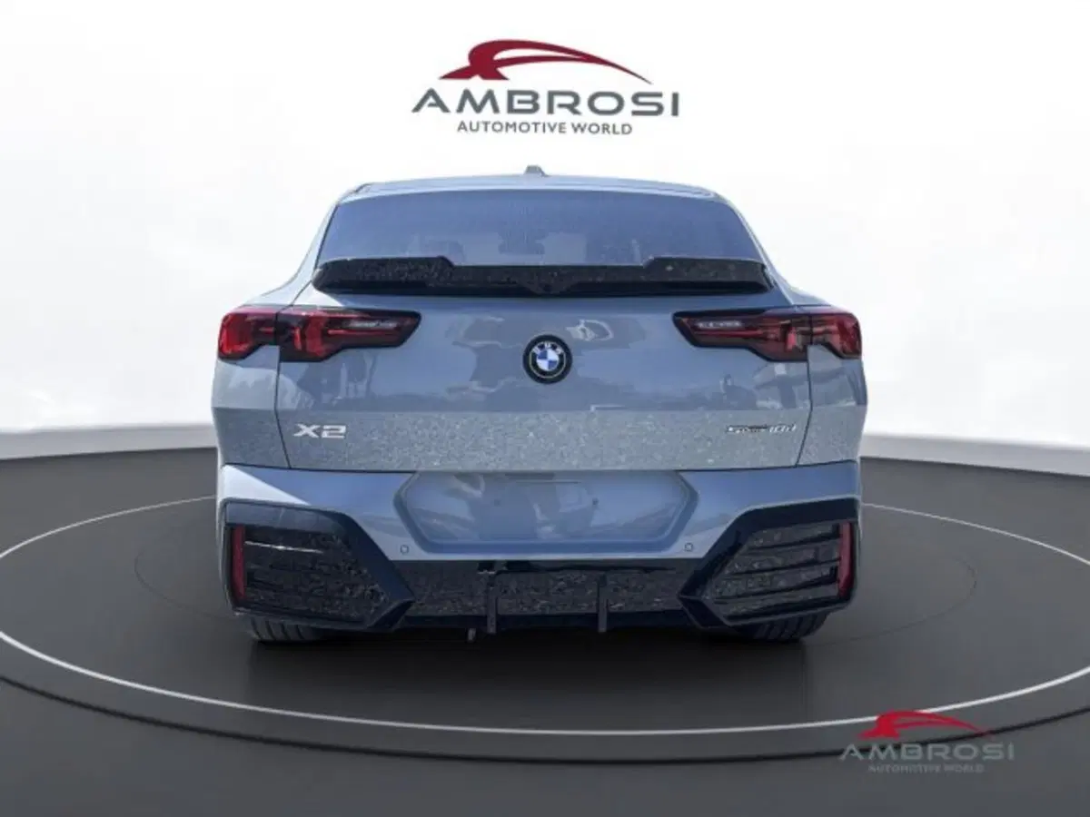 BMW X2 nuova a Perugia (8)