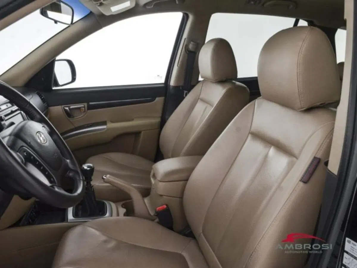 Hyundai Santa Fe usata a Perugia (9)