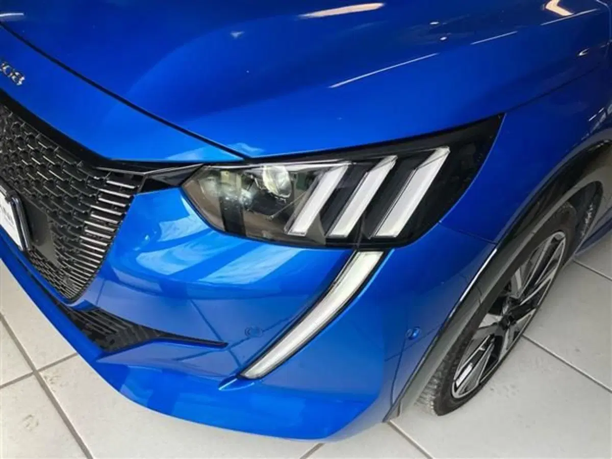 Peugeot 208 usata a Como (6)