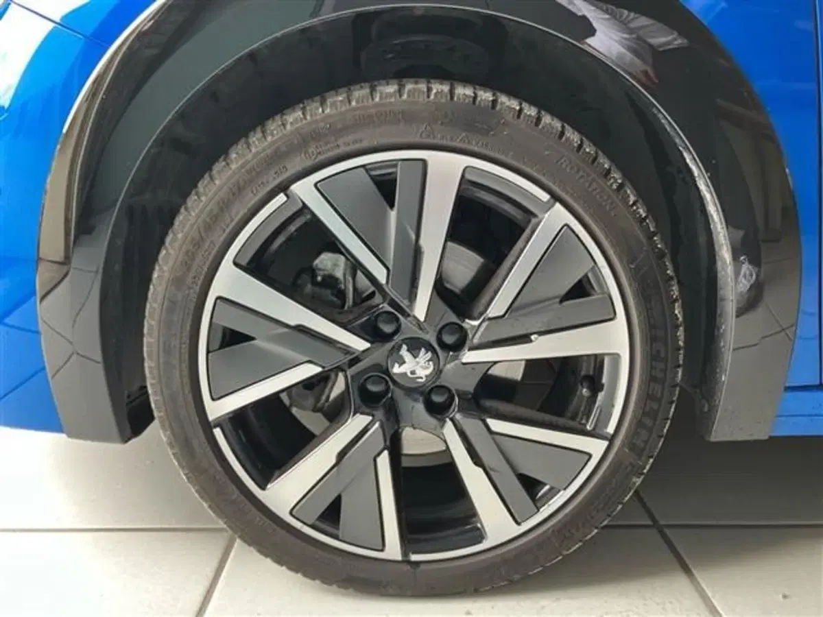 Peugeot 208 usata a Como (8)