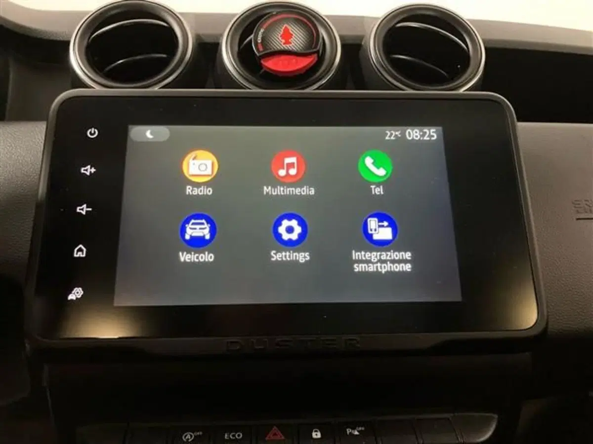 Dacia Duster usata a Como (13)