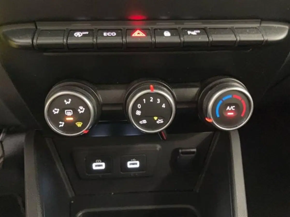 Dacia Duster usata a Como (14)