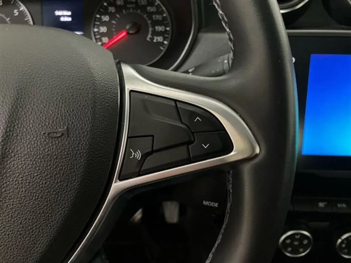 Dacia Duster usata a Como (18)