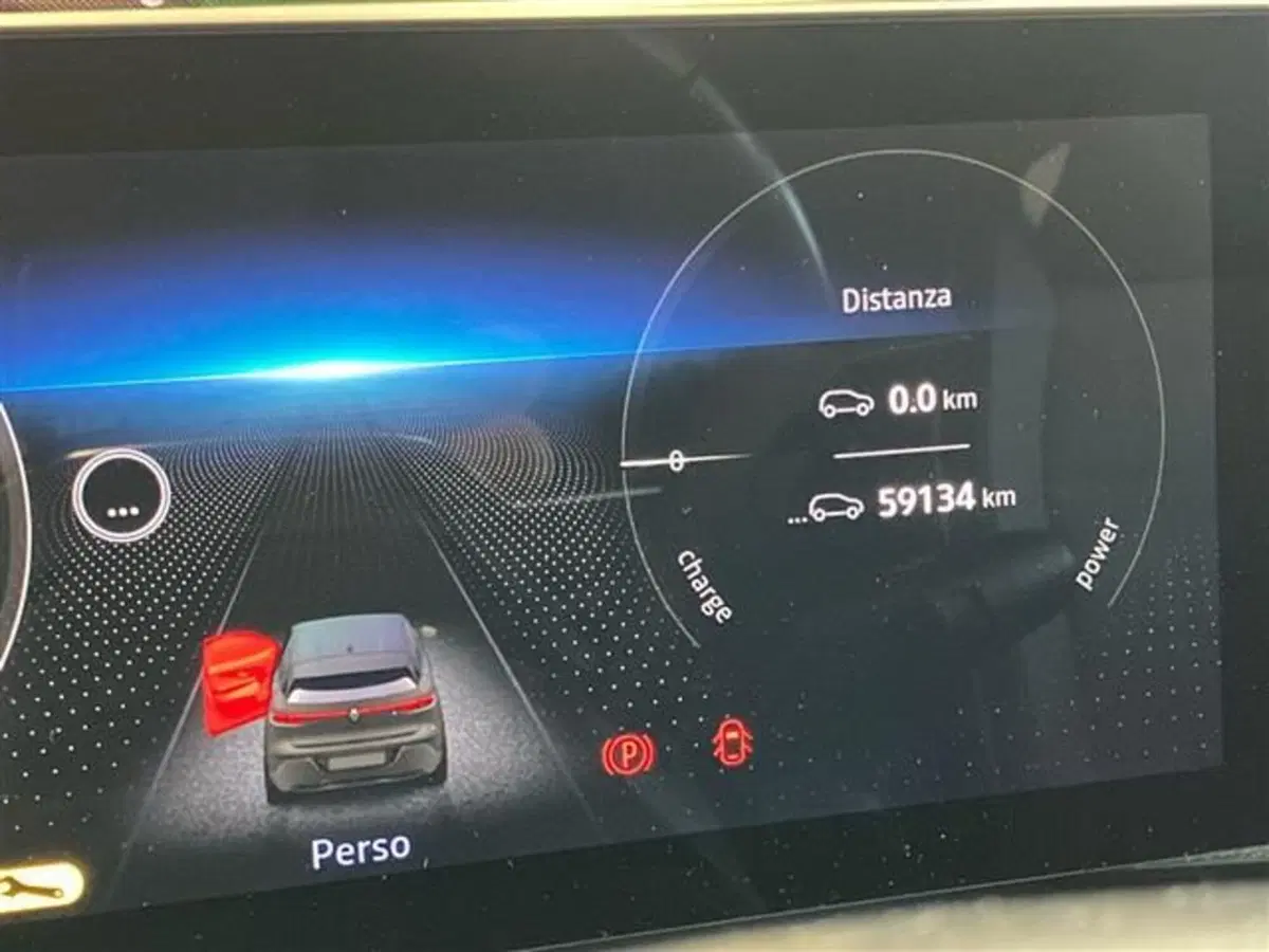 Renault Megane E-Tech Electric usata a Como (15)