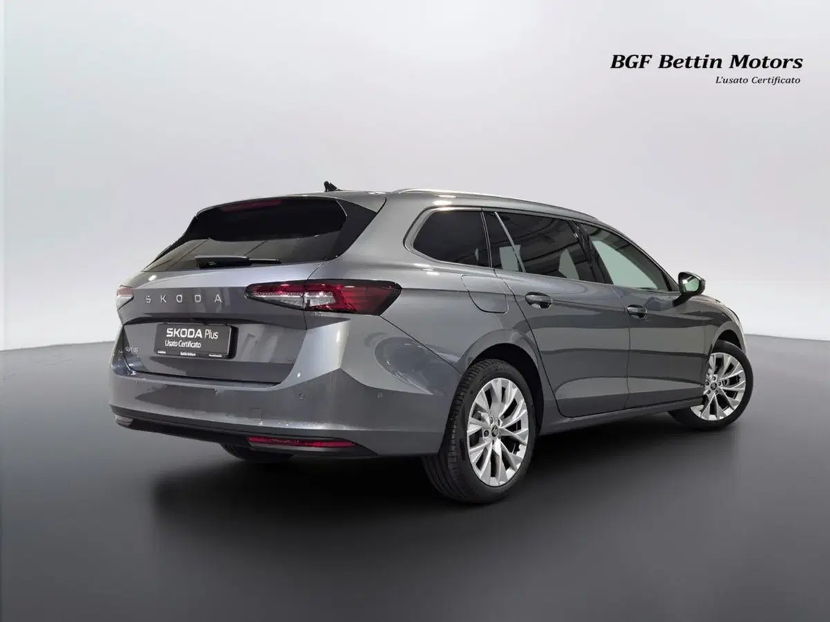 Skoda Superb Station Wagon usata a Padova (4)