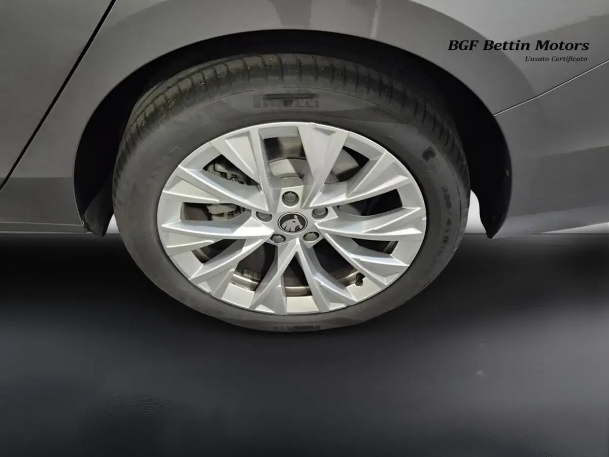 Skoda Superb Station Wagon usata a Padova (9)