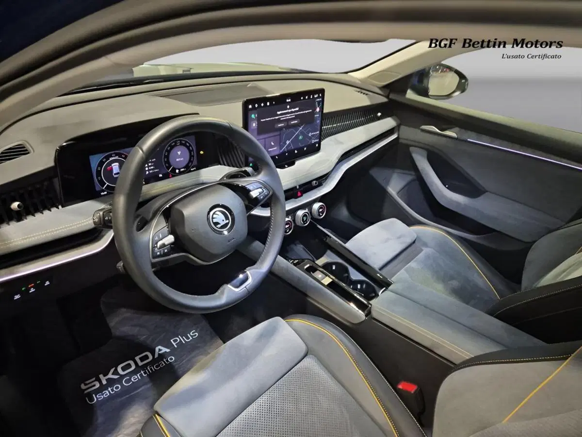 Skoda Superb Station Wagon usata a Padova (14)