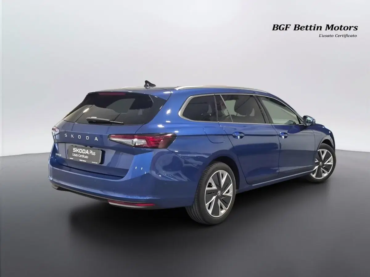 Skoda Superb Station Wagon usata a Padova (4)