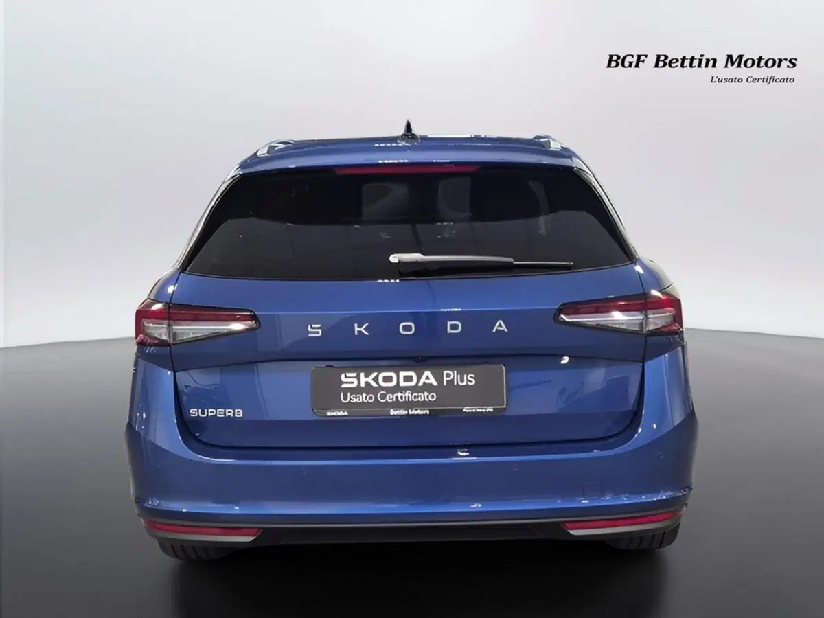 Skoda Superb Station Wagon usata a Padova (8)