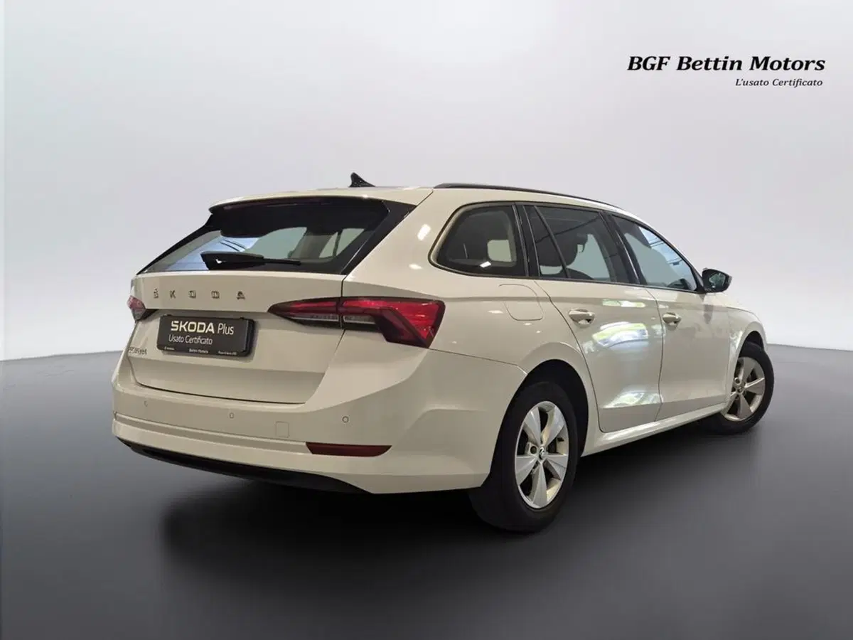 Skoda Octavia Station Wagon usata a Padova (4)